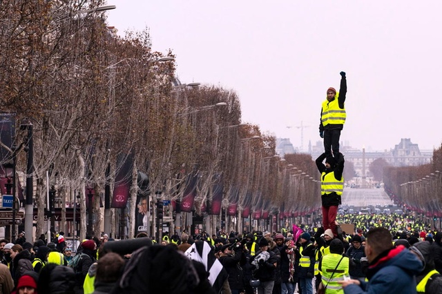 КАКВО Е ДИРЕКТНА ДЕМОКРАЦИЯ – ЗНАЧЕНИЕТО НА ТОЗИ&nbsp;ТЕРМИН